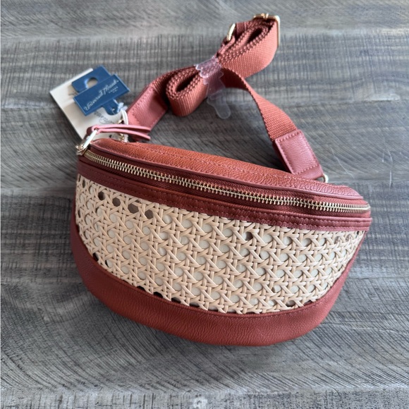 Universal Thread Handbags - Universal Thread straw belt bag